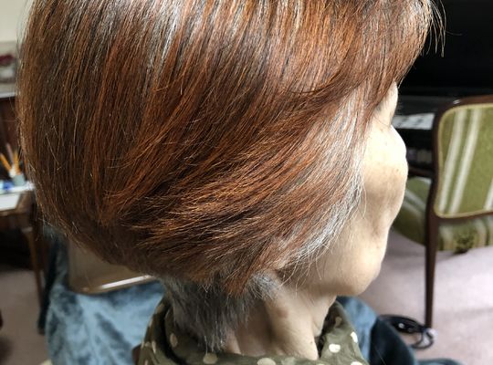 カット後の女性